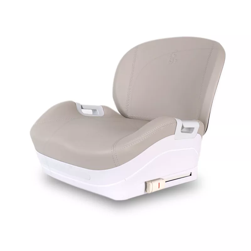 Jak fotelik dziecięcy ewoluował przez 90 lat, aż stał się „barierą chroniącą życie”?